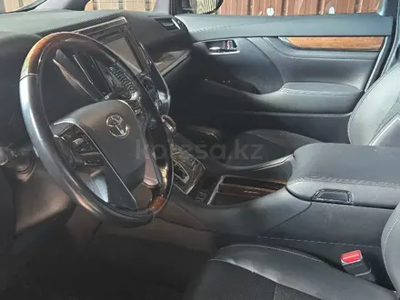 Toyota Alphard 2017 года за 27 000 000 тг. в Астана – фото 3