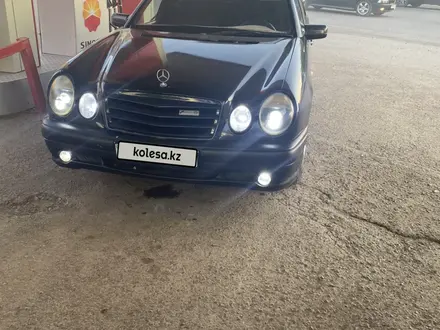 Mercedes-Benz E 230 1995 года за 2 750 000 тг. в Караганда – фото 6