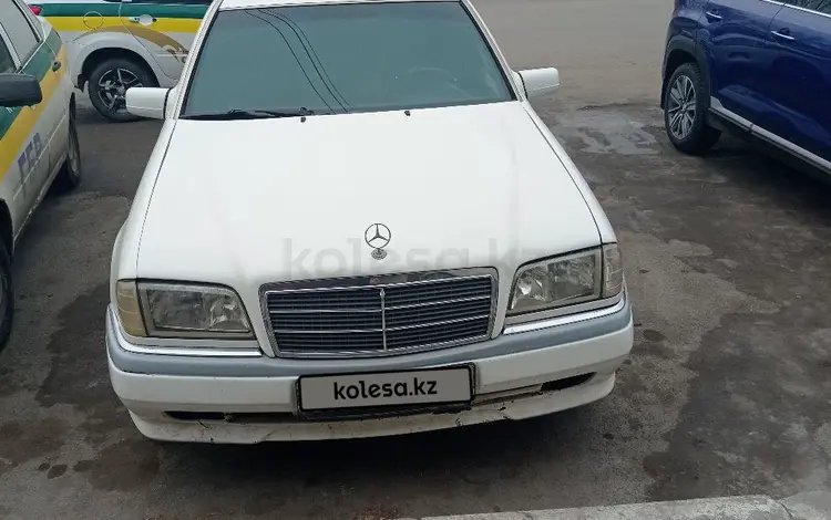 Mercedes-Benz C 180 1994 годаfor2 000 000 тг. в Костанай