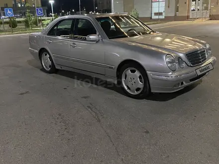 Mercedes-Benz E 280 2001 года за 5 000 000 тг. в Туркестан – фото 8