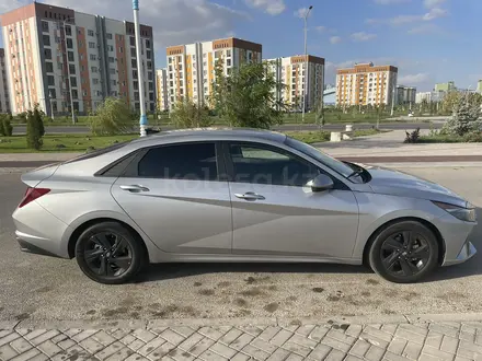 Hyundai Elantra 2021 года за 10 400 000 тг. в Шымкент – фото 5