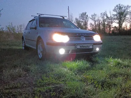 Volkswagen Golf 1997 года за 1 550 000 тг. в Караганда – фото 3