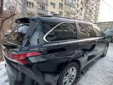 Toyota Sienna 2021 года за 19 000 000 тг. в Атырау – фото 3