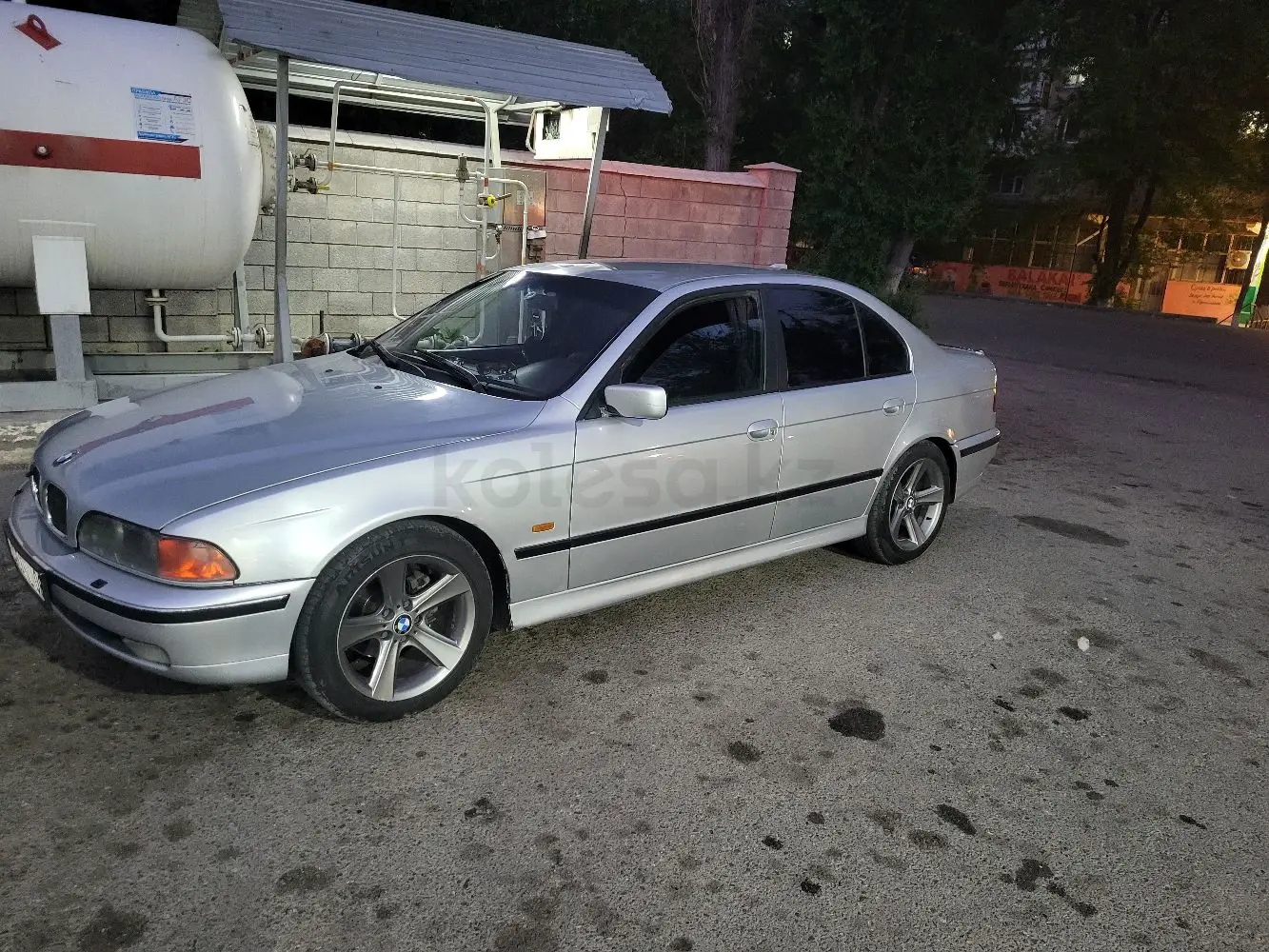 BMW 3 Series, 1998