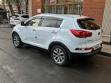 Kia Sportage 2015 года за 7 890 000 тг. в Шымкент – фото 2