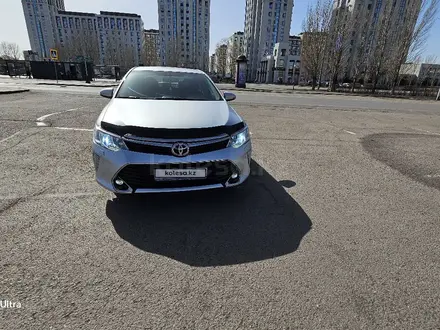 Toyota Camry 2017 года за 10 500 000 тг. в Астана – фото 14