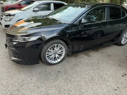 Toyota Camry 2020 года за 12 000 000 тг. в Астана – фото 2