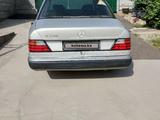 Mercedes-Benz E 230 1989 годаfor1 000 000 тг. в Шымкент – фото 2