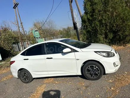 Hyundai Accent 2013 года за 4 600 000 тг. в Алматы – фото 2