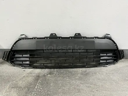Решетка в бампер Kia Rio за 18 000 тг. в Алматы