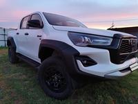 Toyota Hilux 2023 годаүшін27 200 000 тг. в Уральск