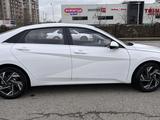 Hyundai Elantra 2024 года за 9 150 000 тг. в Кокшетау – фото 2