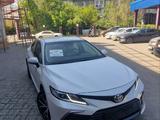 Toyota Camry 2023 года за 17 000 000 тг. в Алматы