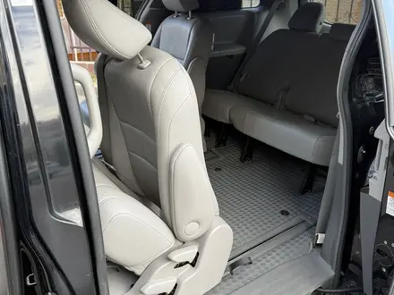 Toyota Sienna 2016 года за 9 500 000 тг. в Актобе – фото 13