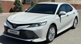 Toyota Camry 2018 года за 13 700 000 тг. в Шымкент