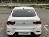 Chevrolet Onix 2023 года за 5 800 000 тг. в Атырау – фото 2