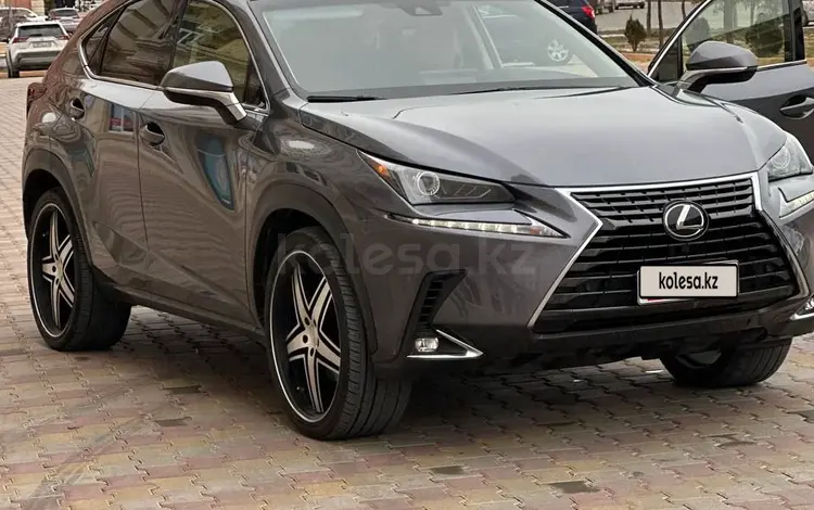 Lexus NX 300 2018 года за 13 500 000 тг. в Актау