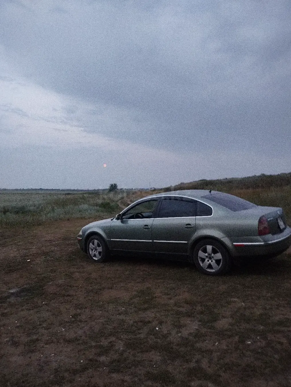 Volkswagen Passat, 2002