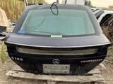 Крышка багажника на Мерседес W203 2000-2007 за 40 000 тг. в Алматы – фото 2