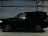 Toyota Land Cruiser 2024 года за 65 000 000 тг. в Шымкент – фото 4
