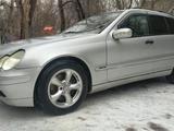 Mercedes-Benz C 240 2003 года за 3 750 000 тг. в Караганда