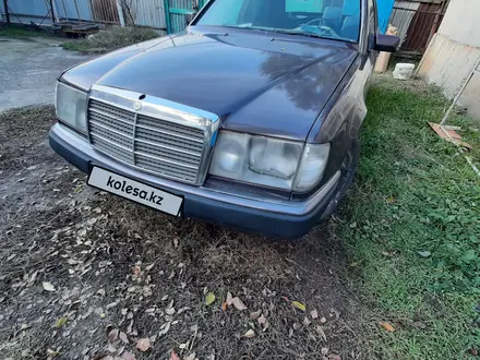 Mercedes-Benz E 220 1992 года за 1 500 000 тг. в Алматы – фото 7