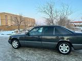 Mercedes-Benz E 200 1991 года за 1 600 000 тг. в Шымкент