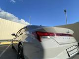 Hyundai Elantra 2021 года за 10 200 000 тг. в Шымкент – фото 4