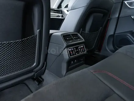 Audi A7 TFSI Quattro 2024 года за 39 200 000 тг. в Алматы – фото 28