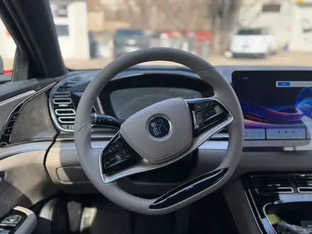 BYD Han DM-i Comfort 2025 года за 15 990 000 тг. в Алматы – фото 8