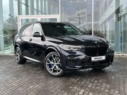 BMW X5 2022 года за 40 000 000 тг. в Алматы – фото 3