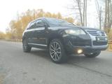 Volkswagen Touareg 2008 года за 7 500 000 тг. в Алматы