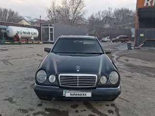 Mercedes-Benz E 280