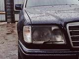 Mercedes-Benz E 320 1994 года за 2 900 000 тг. в Алматы