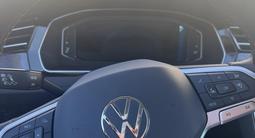 Volkswagen Passat 2022 года за 17 900 000 тг. в Астана – фото 2