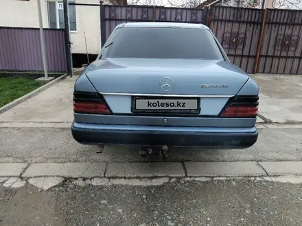 Mercedes-Benz E 230 1989 года за 1 600 000 тг. в Талдыкорган