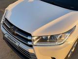 Toyota Highlander 2016 года за 10 500 000 тг. в Актау – фото 5