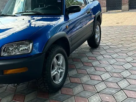 Toyota RAV4 1995 года за 2 900 000 тг. в Алматы – фото 26