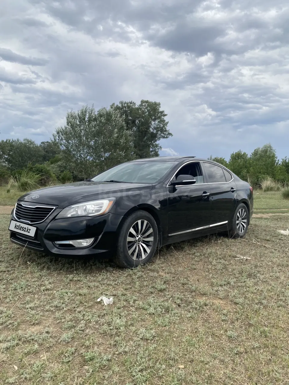 Kia Cadenza, 2012