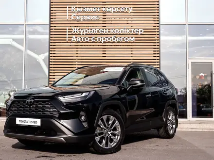 Toyota RAV4 Luxe+ 2025 года за 18 100 000 тг. в Шымкент
