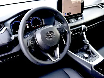 Toyota RAV4 Luxe+ 2025 года за 18 100 000 тг. в Шымкент – фото 12