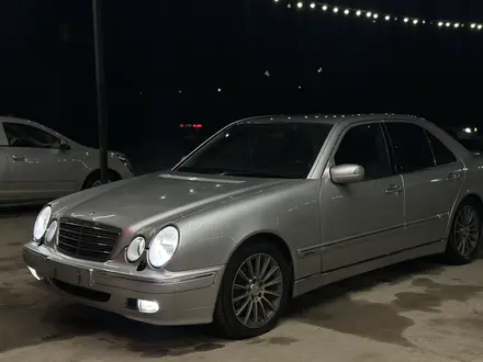Mercedes-Benz E 280 2001 года за 3 900 000 тг. в Алматы – фото 4