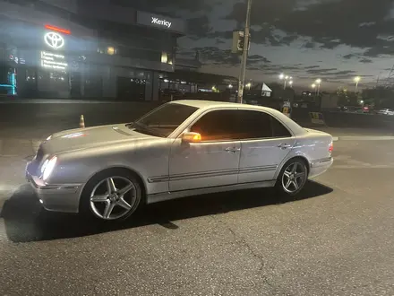 Mercedes-Benz E 280 2001 года за 3 900 000 тг. в Алматы – фото 10