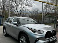 Toyota Highlander 2022 года за 31 500 000 тг. в Алматы