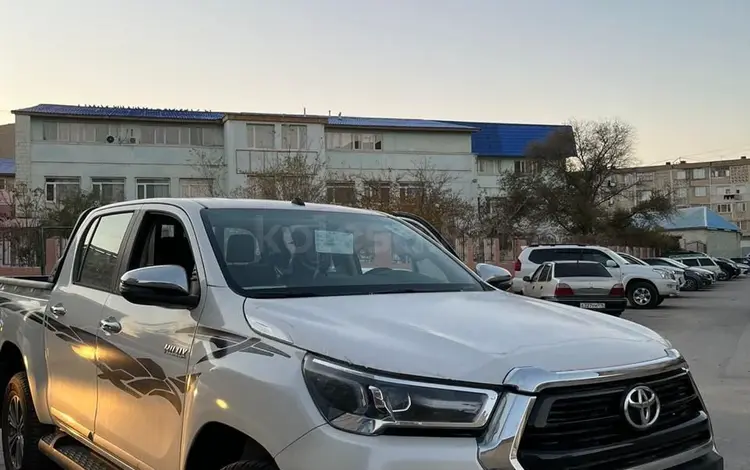 Toyota Hilux 2023 года за 25 500 000 тг. в Актау