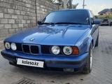 BMW 525 1993 года за 2 700 000 тг. в Алматы – фото 4