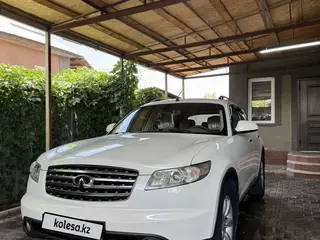 Infiniti FX35