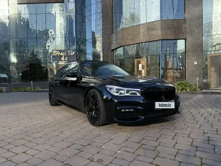 BMW 740 2016 года за 20 000 000 тг. в Алматы