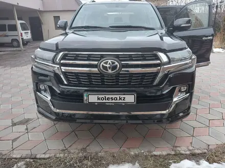 Toyota Land Cruiser 2020 года за 37 000 000 тг. в Алматы – фото 2