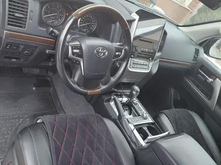 Toyota Land Cruiser 2020 года за 37 000 000 тг. в Алматы – фото 6